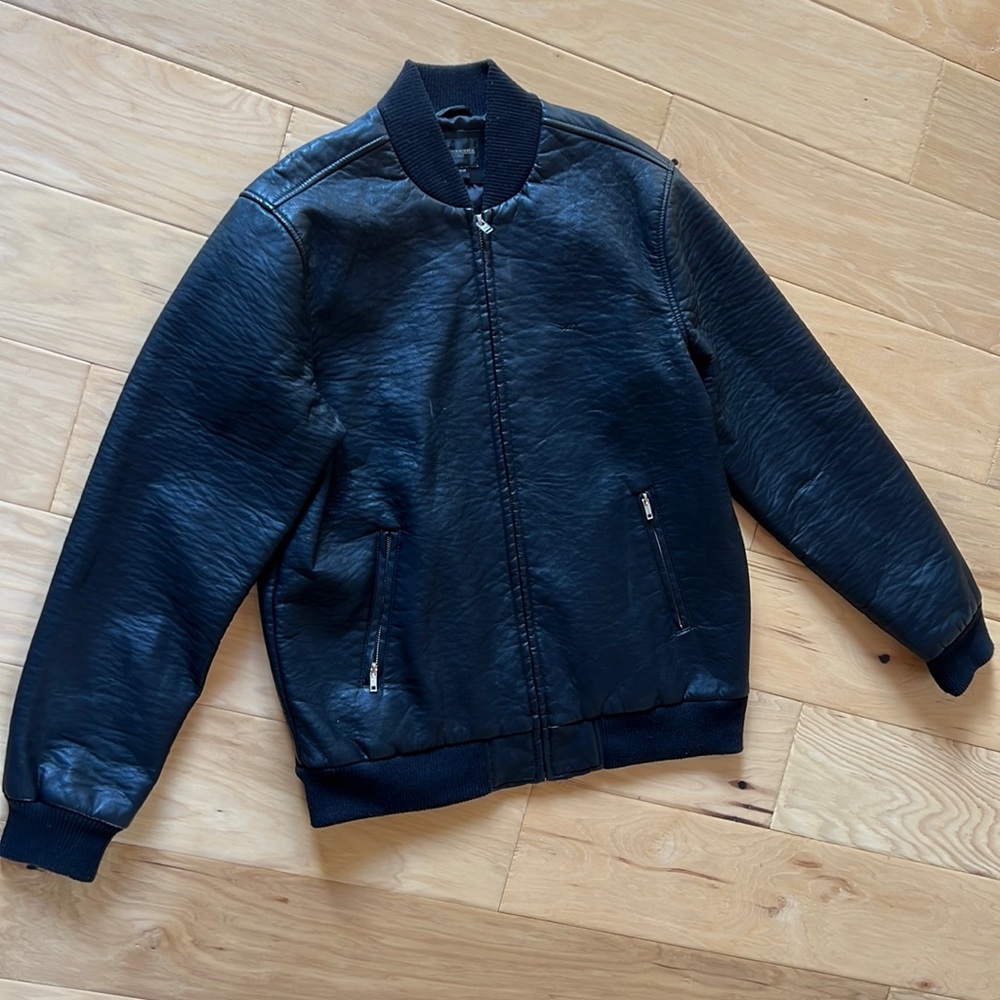 Obey Propaganda Vegan Leather Black Bomber Jacket. Men’s Large